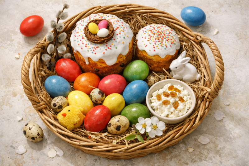 Ярко и красиво: красим яйца на Пасху правильно