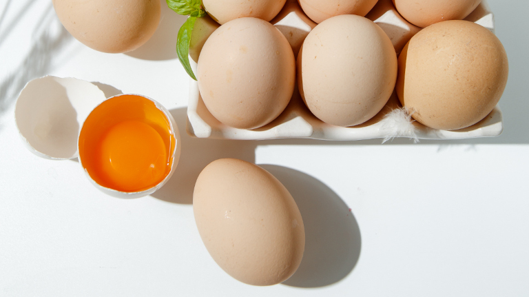 Фермерские яйца: в чём их преимущества перед магазинными?