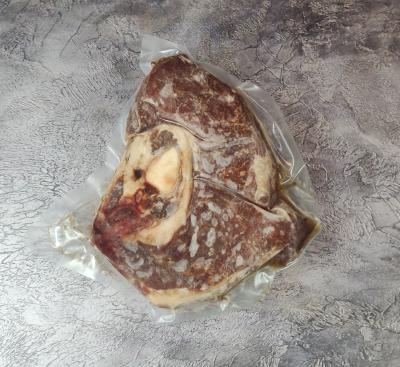 grudinka-givyadina-na-kosti